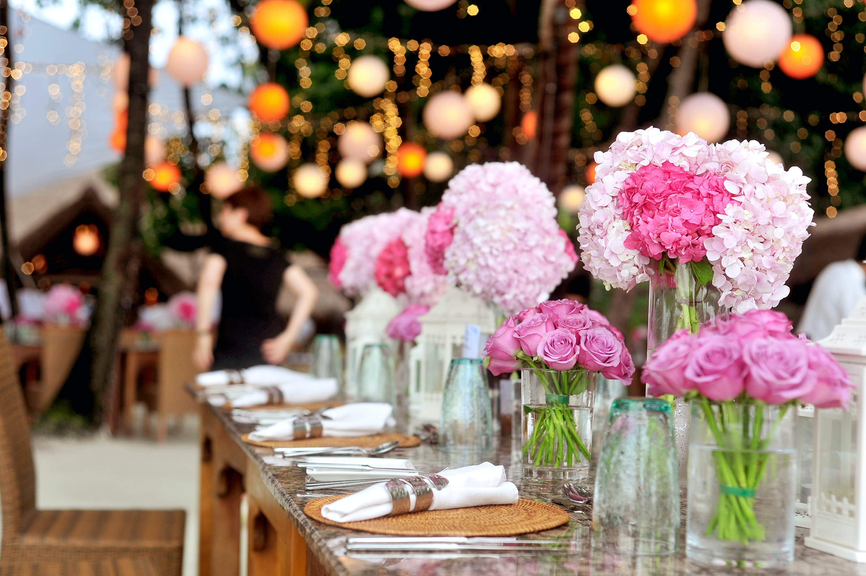 table-with-plates-and-flowers-filed-neatly-selective-focus-169190